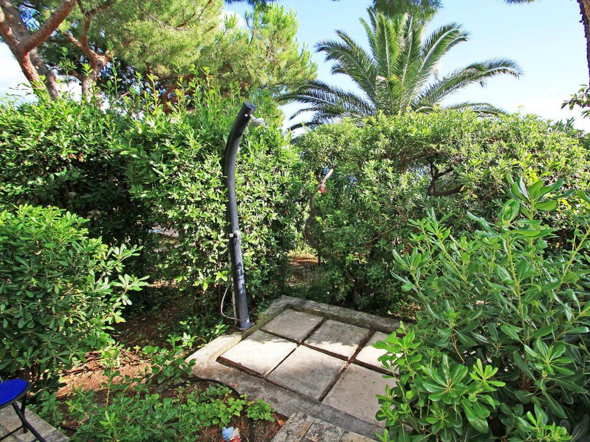 Apartment Amiela By Interhome Trogir Eksteriør billede